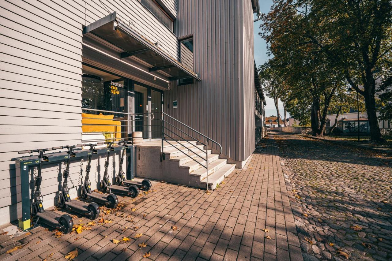 Hotel NOSPA Kuressaare Exterior foto