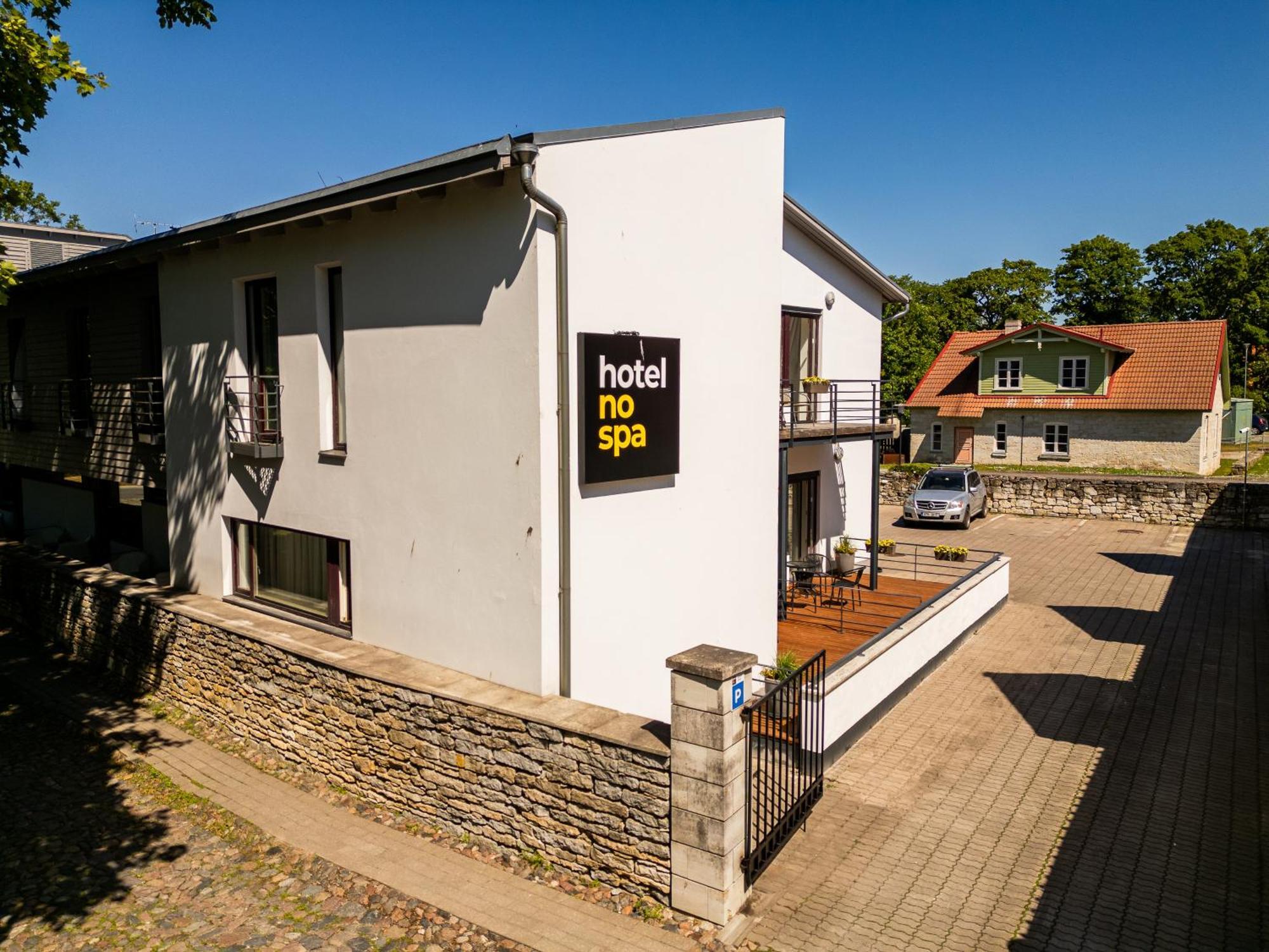 Hotel NOSPA Kuressaare Exterior foto